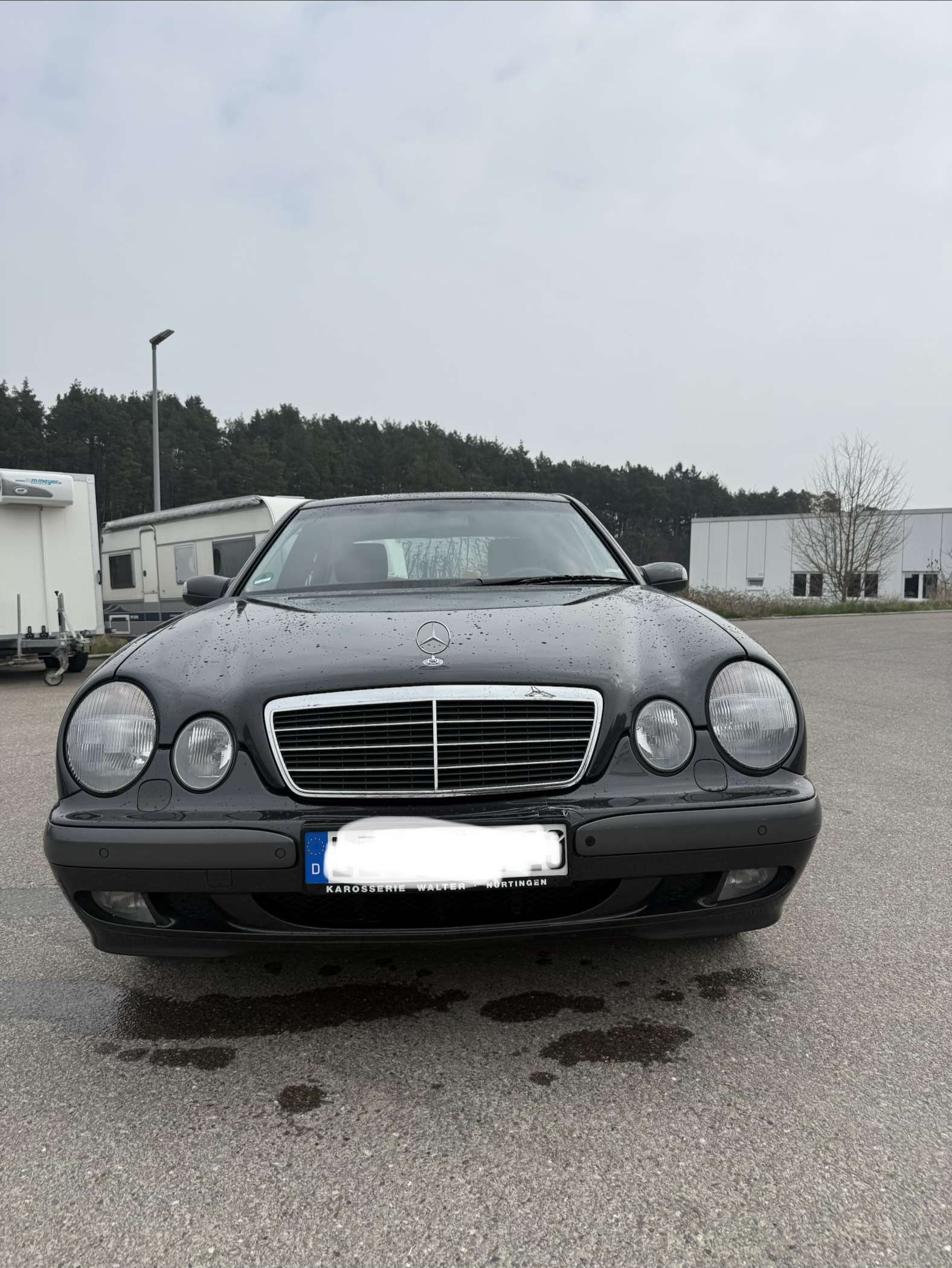 Second hand Mercedes Benz E-Class 240
