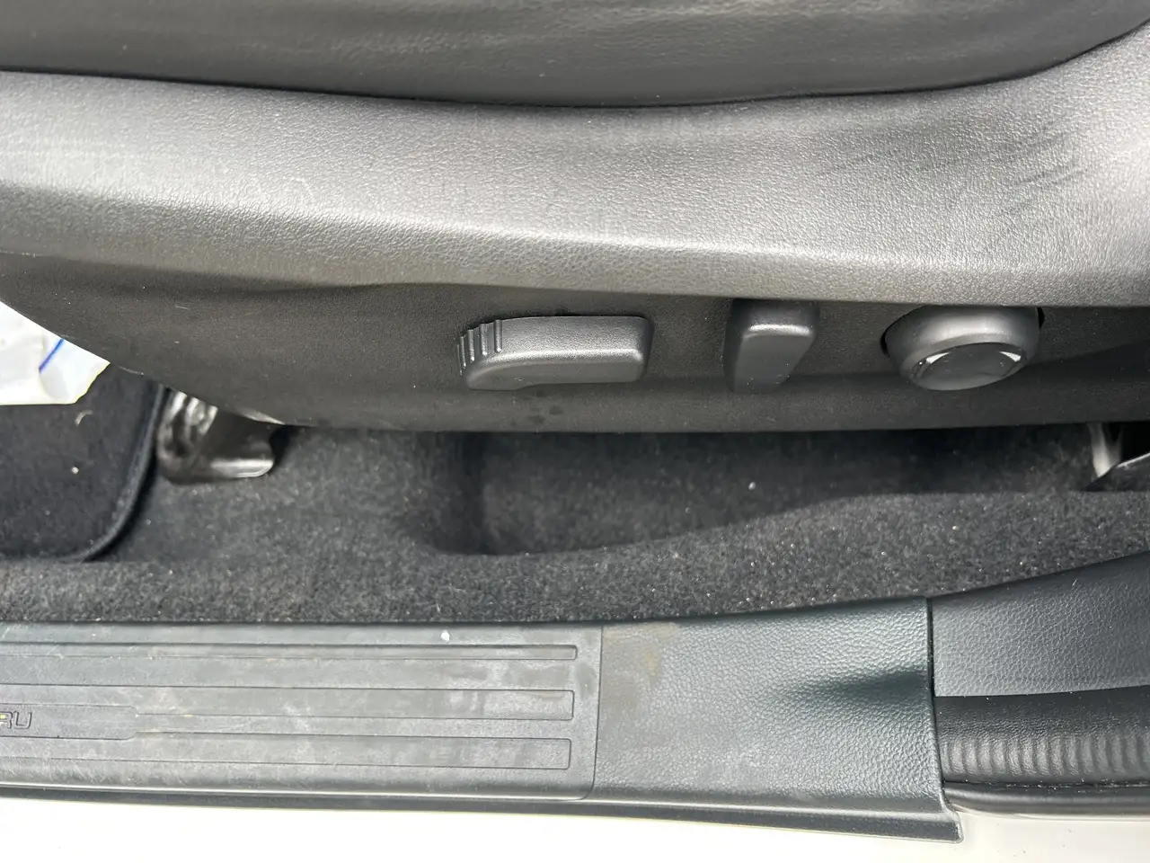 Subaru Forester снимка Subaru Forester