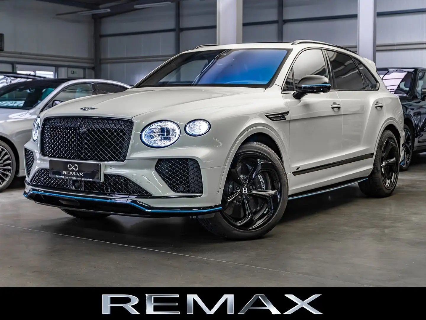 Bentley Bentayga 4.0 V8 S / Naim / All Terrain Spec. Blanco - 1