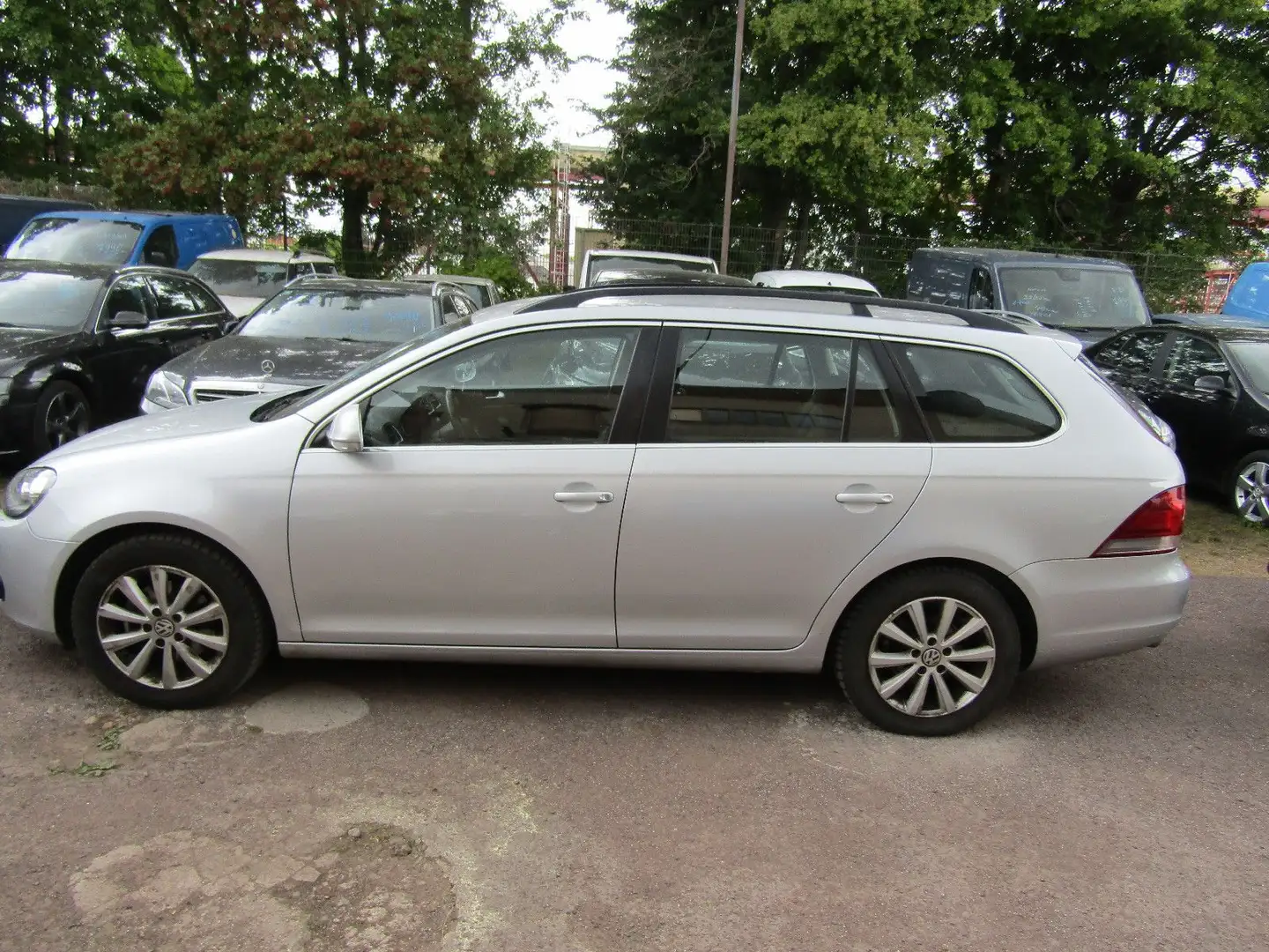 Volkswagen Golf VI TÜV 05/25 Silber - 1