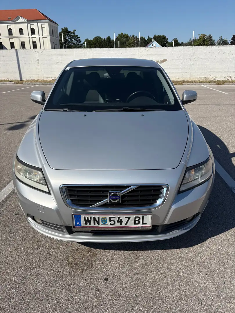 Volvo S40 S40 1,6 D Silber - 2