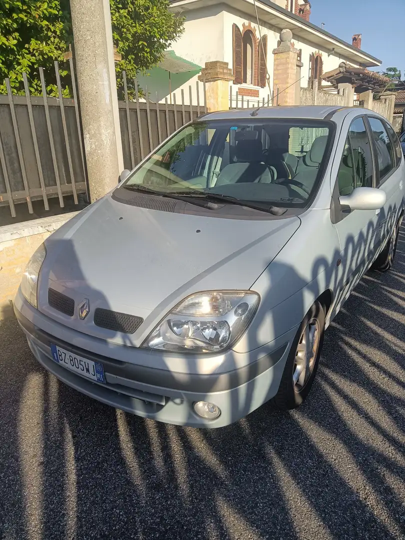 Renault Scenic 1.6 16v Dynamique - 1