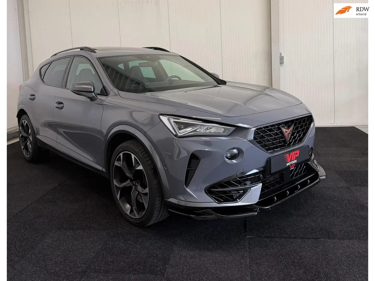 CUPRA Formentor 2.0 TSI 4DRIVE / Maxton pakket Grijs - 1