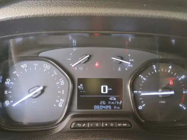 Opel Vivaro view 11