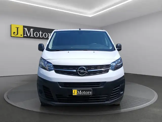 Opel Vivaro view 8