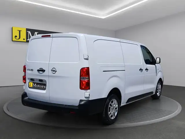 Opel Vivaro view 5