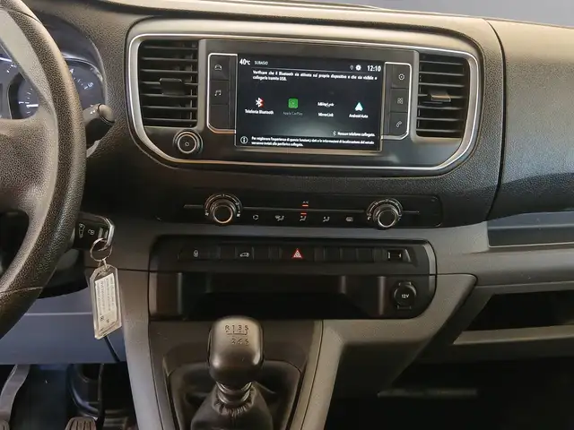 Opel Vivaro view 13