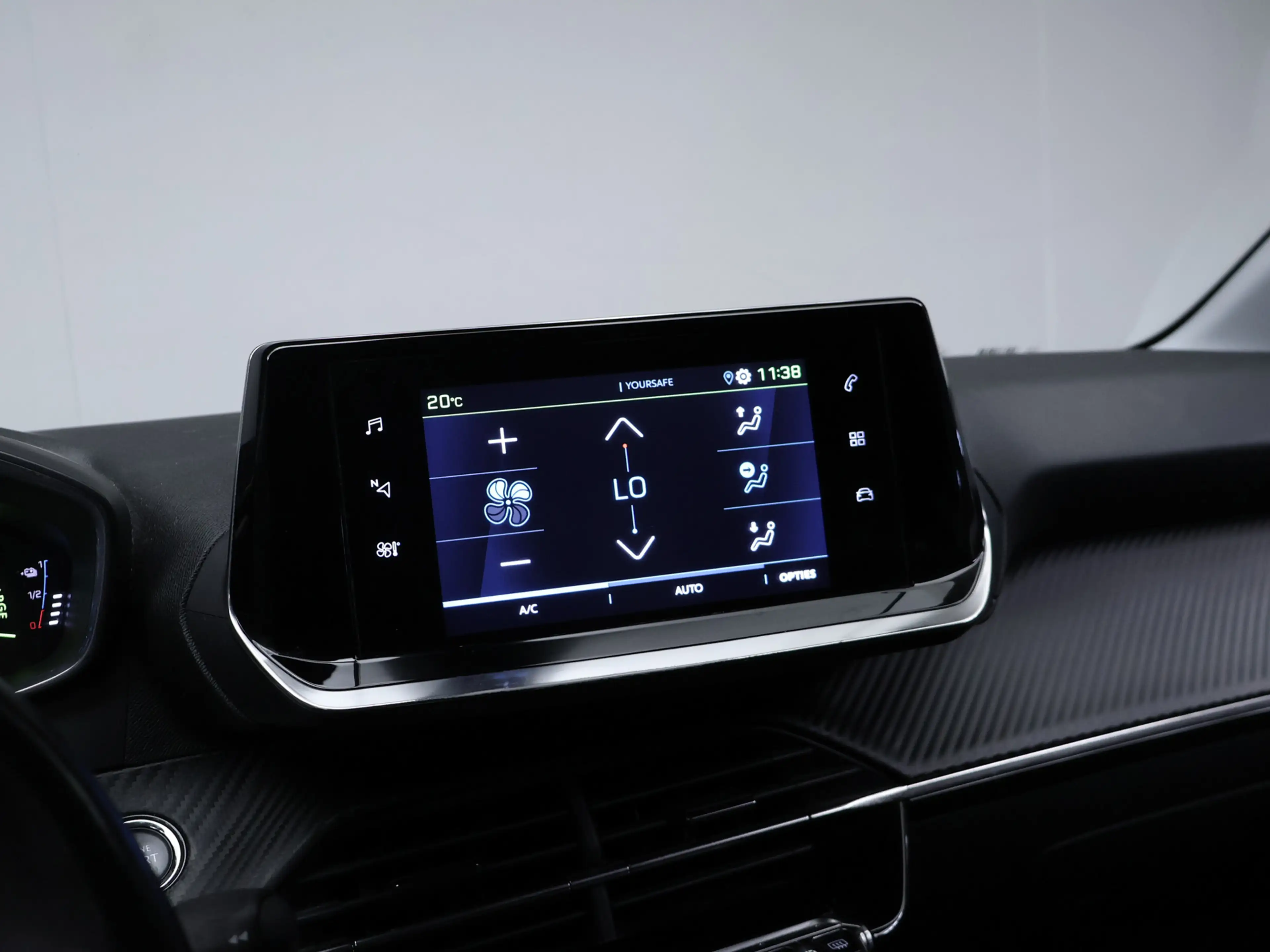 Peugeot e-208 EV Allure 50 kWh SOH 90% (CARPLAY,NAVI,LED,CRUISE, — photo 15