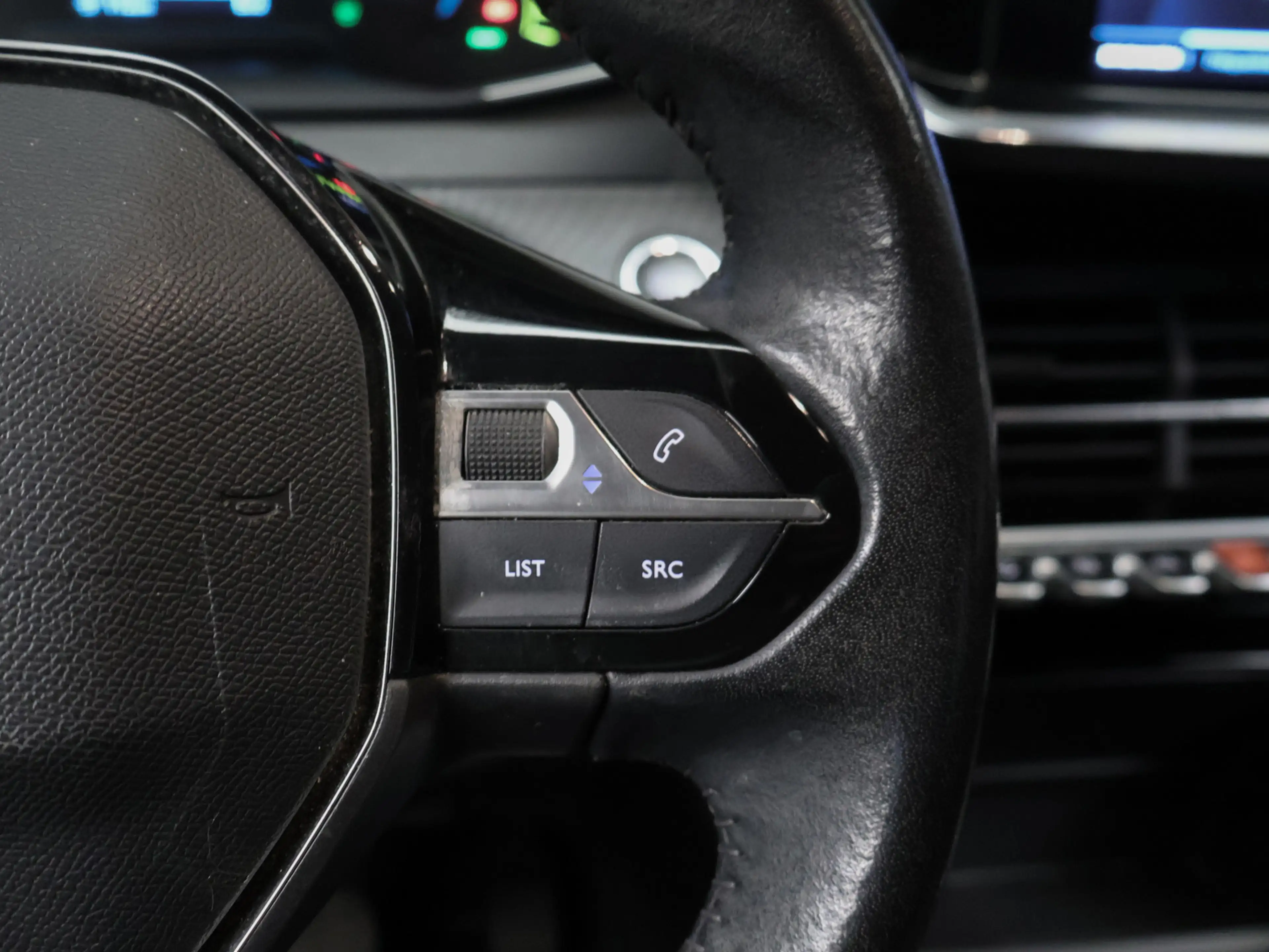 Peugeot e-208 EV Allure 50 kWh SOH 90% (CARPLAY,NAVI,LED,CRUISE, — photo 11
