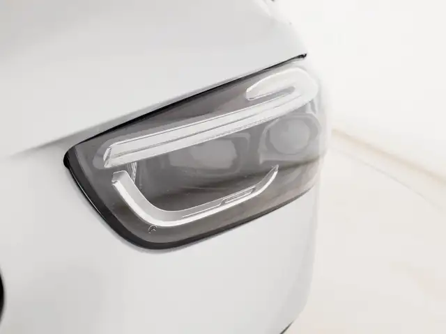 Mercedes-Benz B-Class view 8