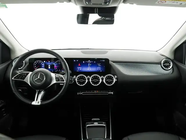Mercedes-Benz B-Class view 9