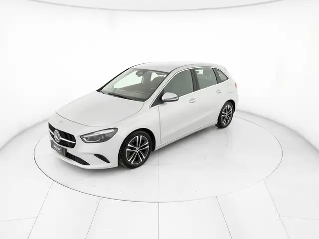 Mercedes-Benz B-Class view 2