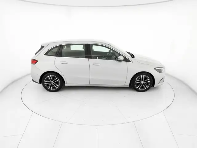Mercedes-Benz B-Class view 5