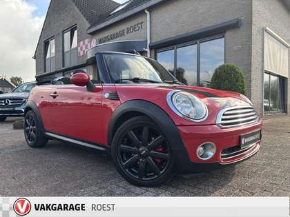 MINI Cooper Cabrio Mini 1.6 Parkeersensoren / Stoelverwarming / Young