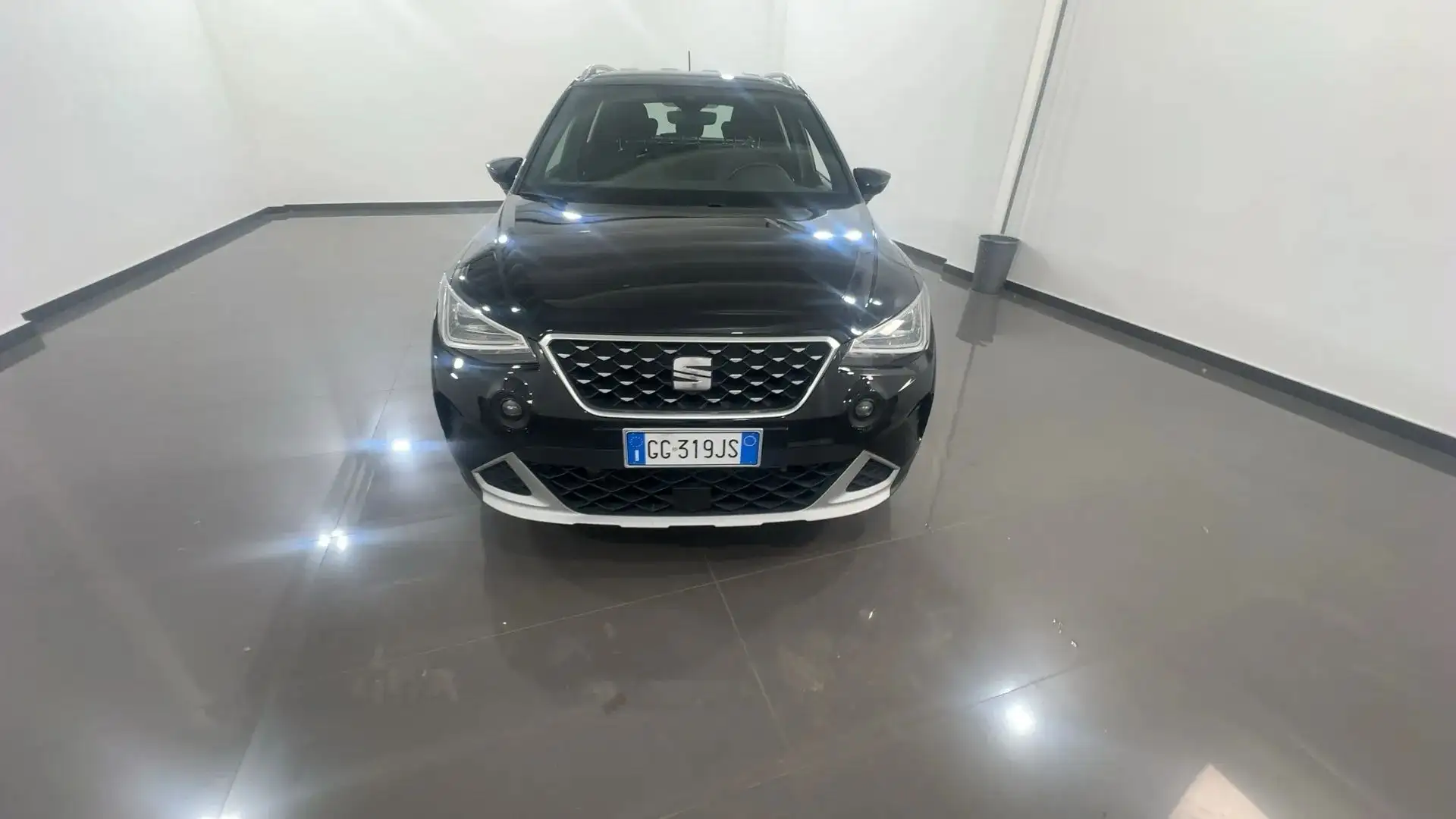 SEAT Arona Arona 1.0 TGI Xperience 90cv Nero - 2