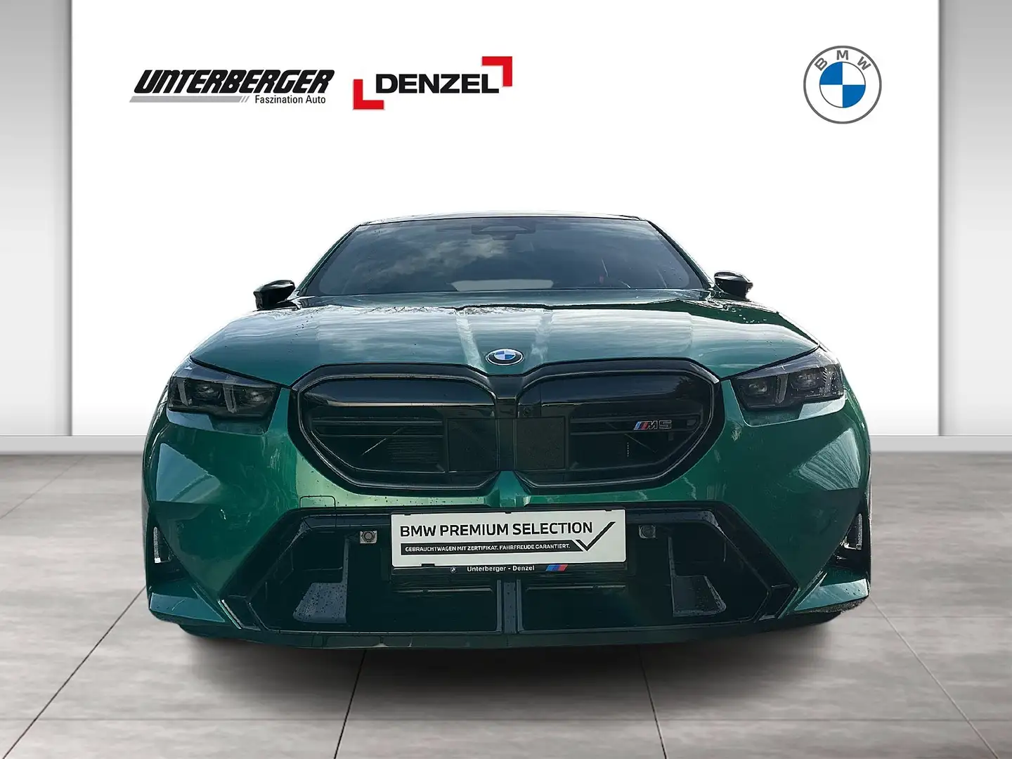 BMW M5 Touring (G99) M Drivers P. Vert - 2