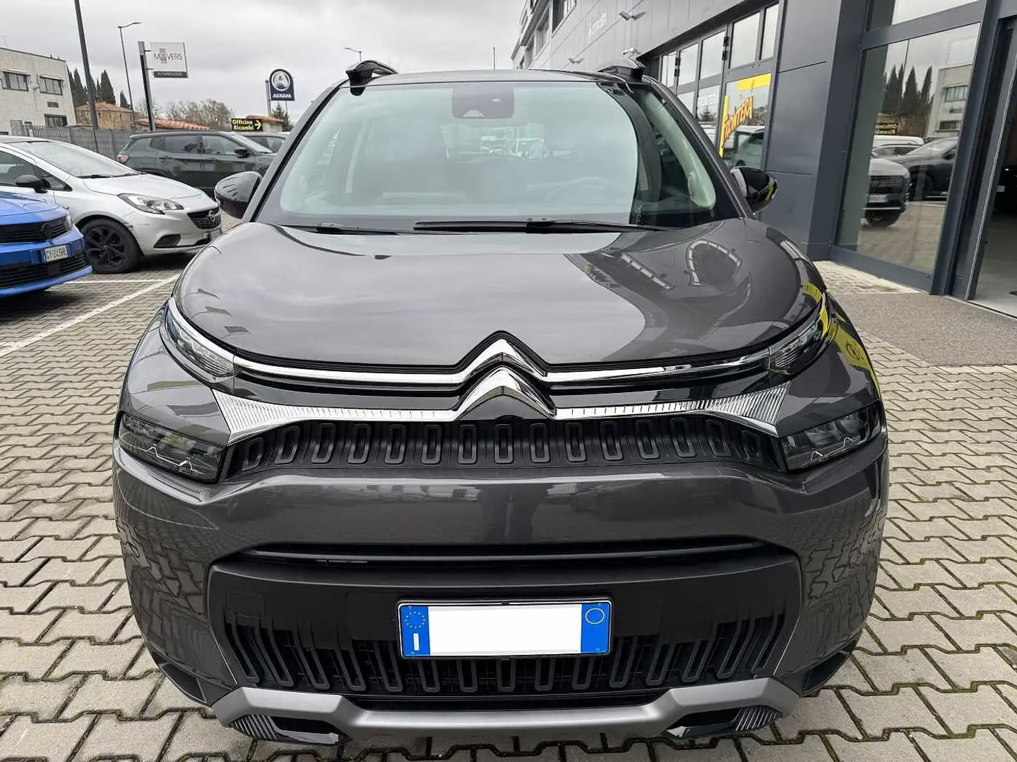 Citroen C3 Aircross 1.2 PureTech 110 CV C-Series Gris - 2