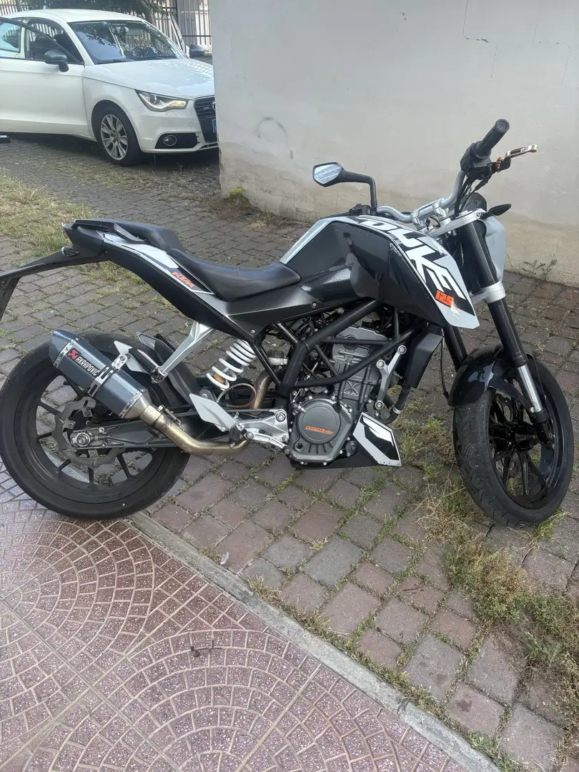 KTM 125 Duke - 1