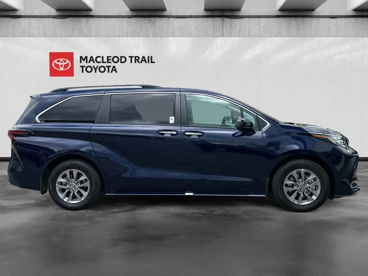 Toyota Sienna fotografie Toyota Sienna