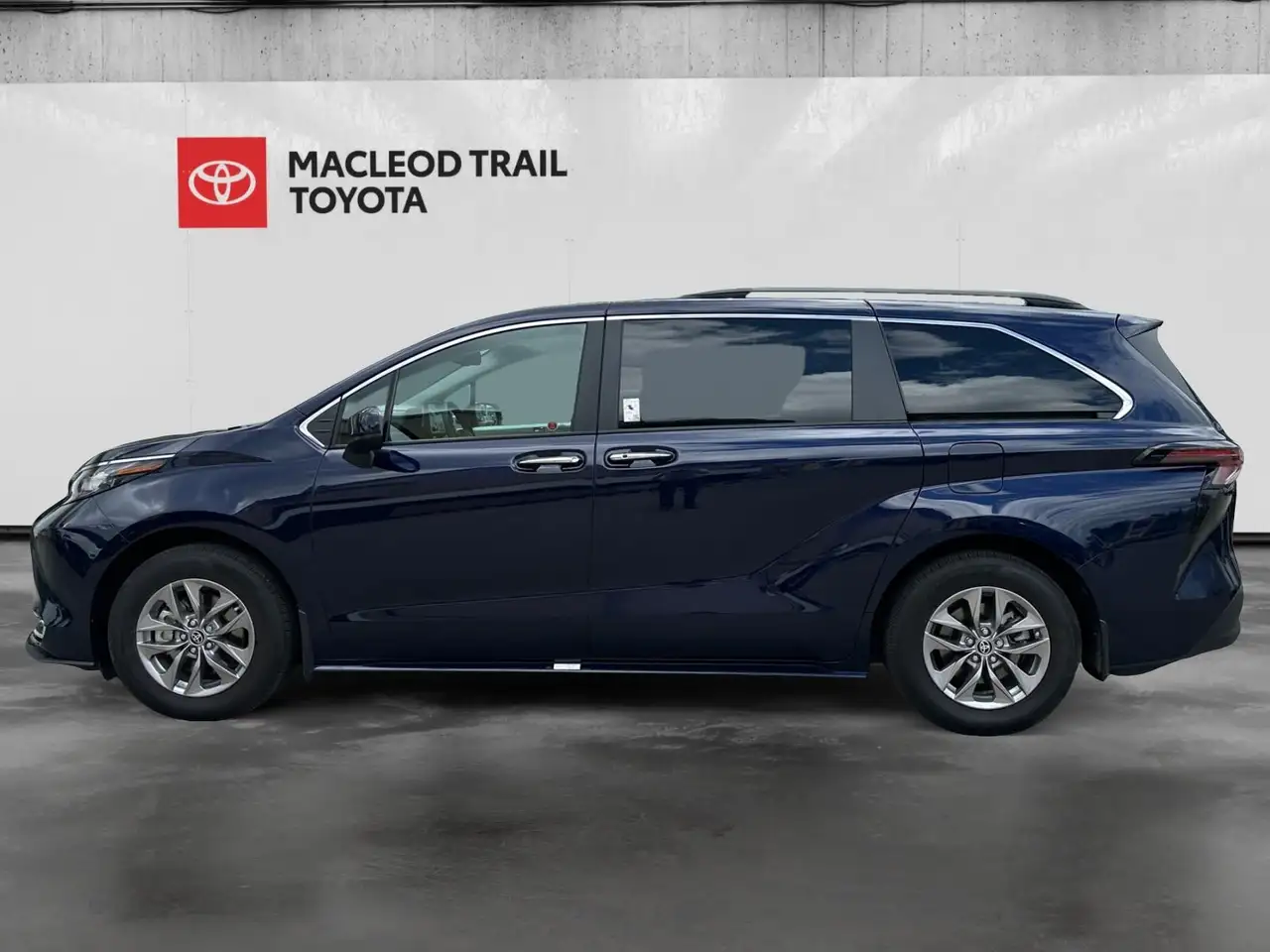 Toyota Sienna fotografie Toyota Sienna