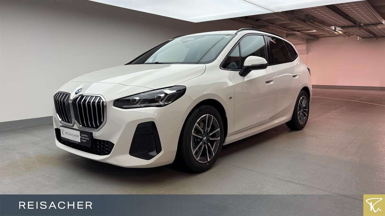 BMW 220 2025