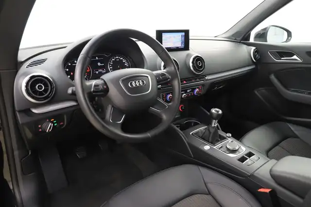 Audi A3 view 14