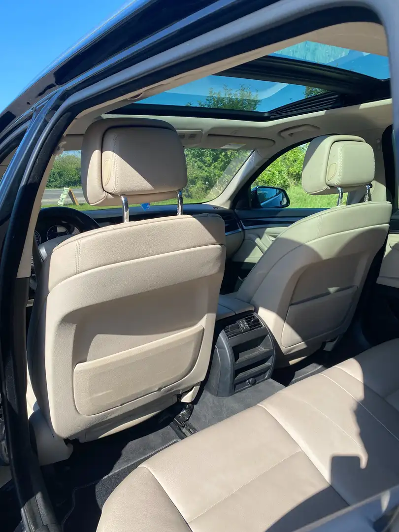 BMW 525 525d Touring Österreich-Paket Schwarz - 2