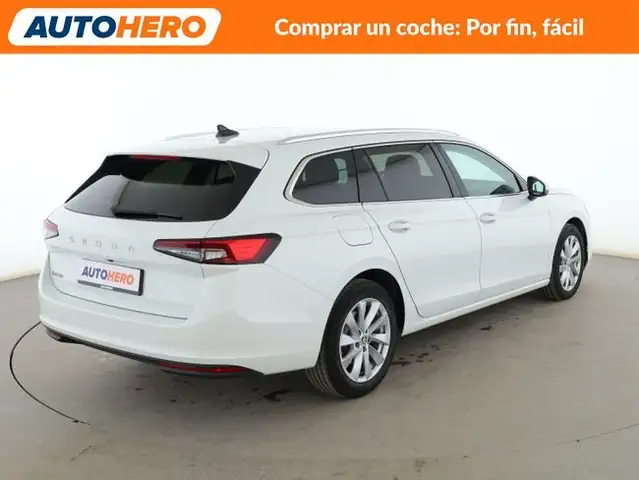 Skoda Superb view 6