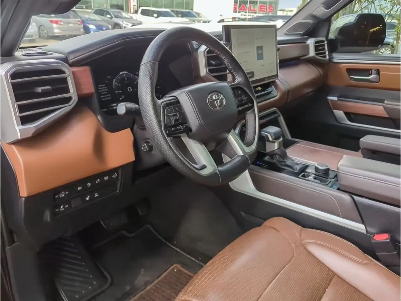Toyota Tundra снимка Toyota Tundra