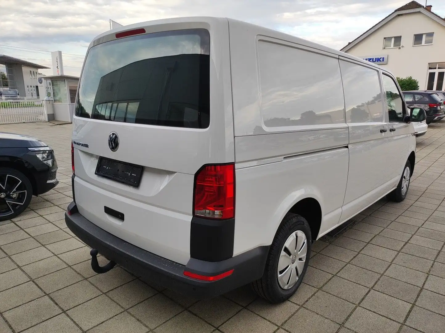 Volkswagen T6 Transporter T6.1 Kasten 2.0 TDi Lang HKL AHK SHZ PDC GRA App Fehér - 2