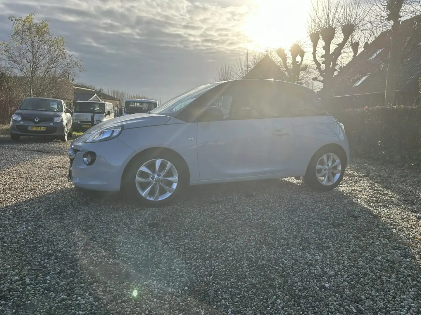 Opel Adam 1.4 Unlimited Automaat Gris - 1