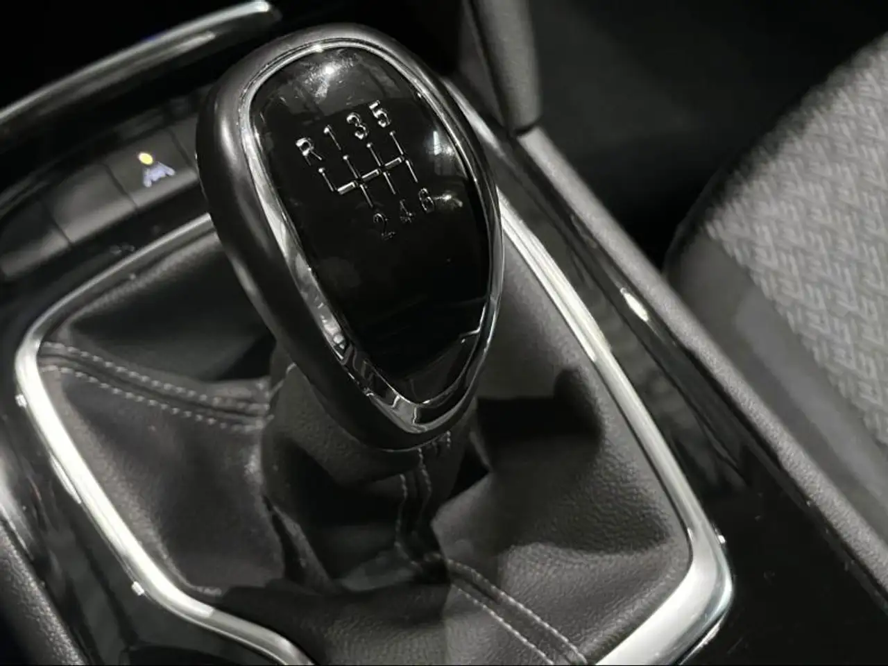 Opel Insignia Sports Tourer Edition, миниатюра 18
