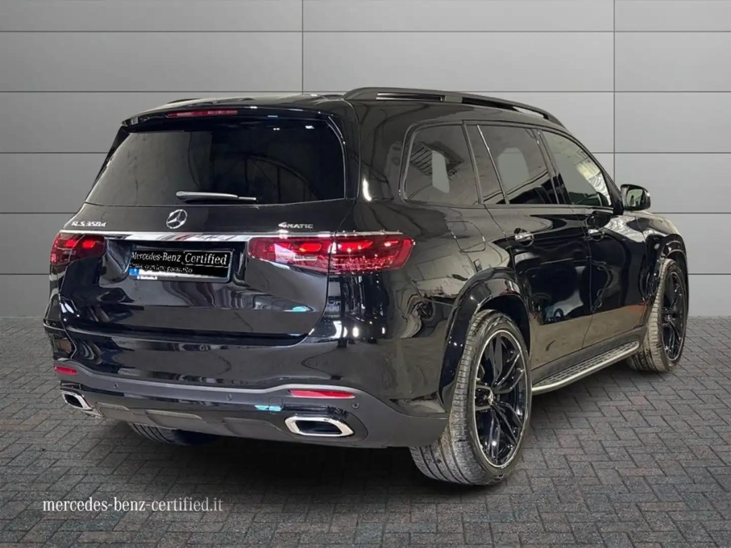 Mercedes-Benz GLS 350 d 4Matic AMG Line Premium Plus Schwarz - 2