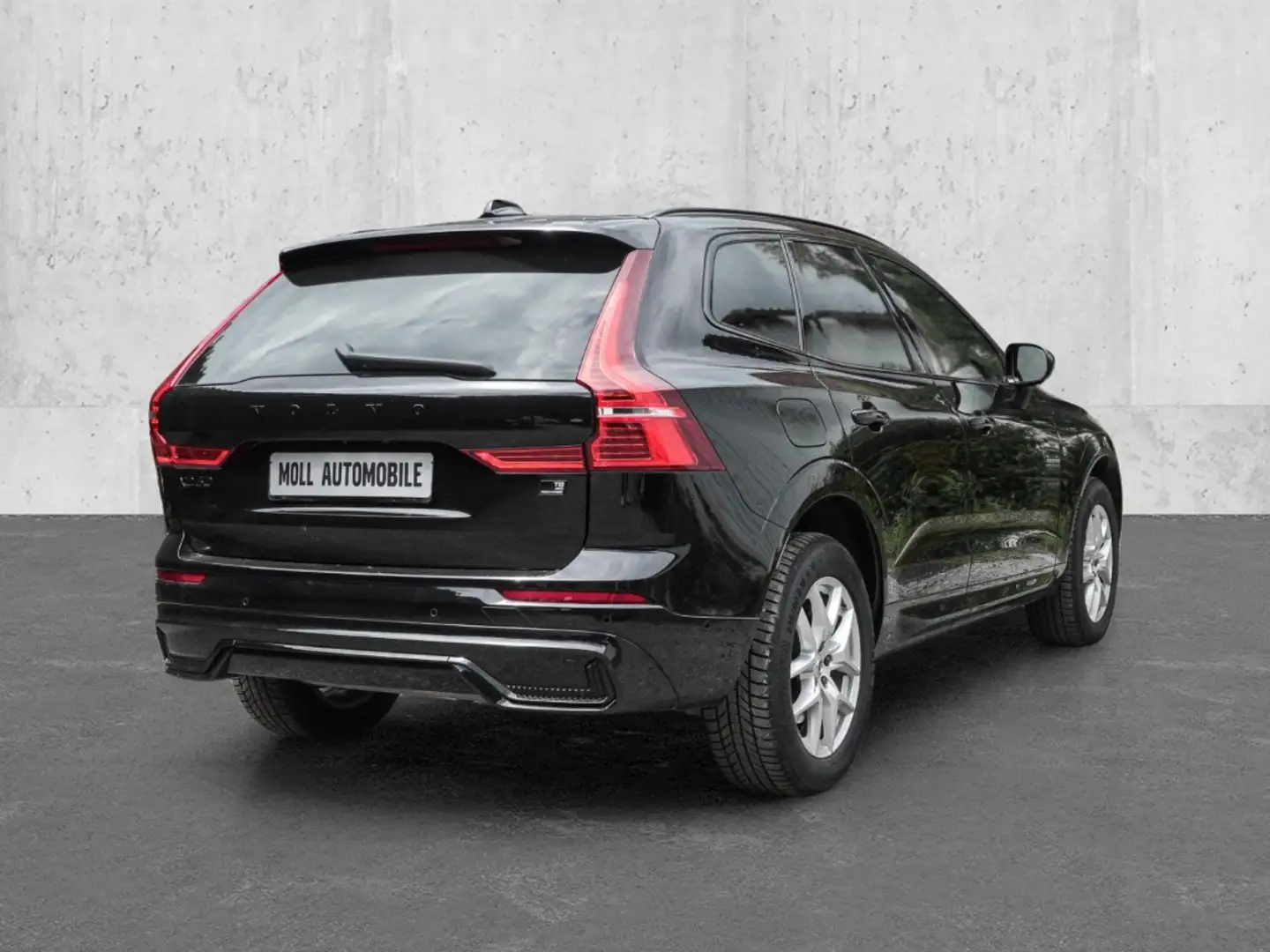 Volvo XC60 Plus Black Edition Recharge Plug-In Hybrid AWD T8 Schwarz - 2