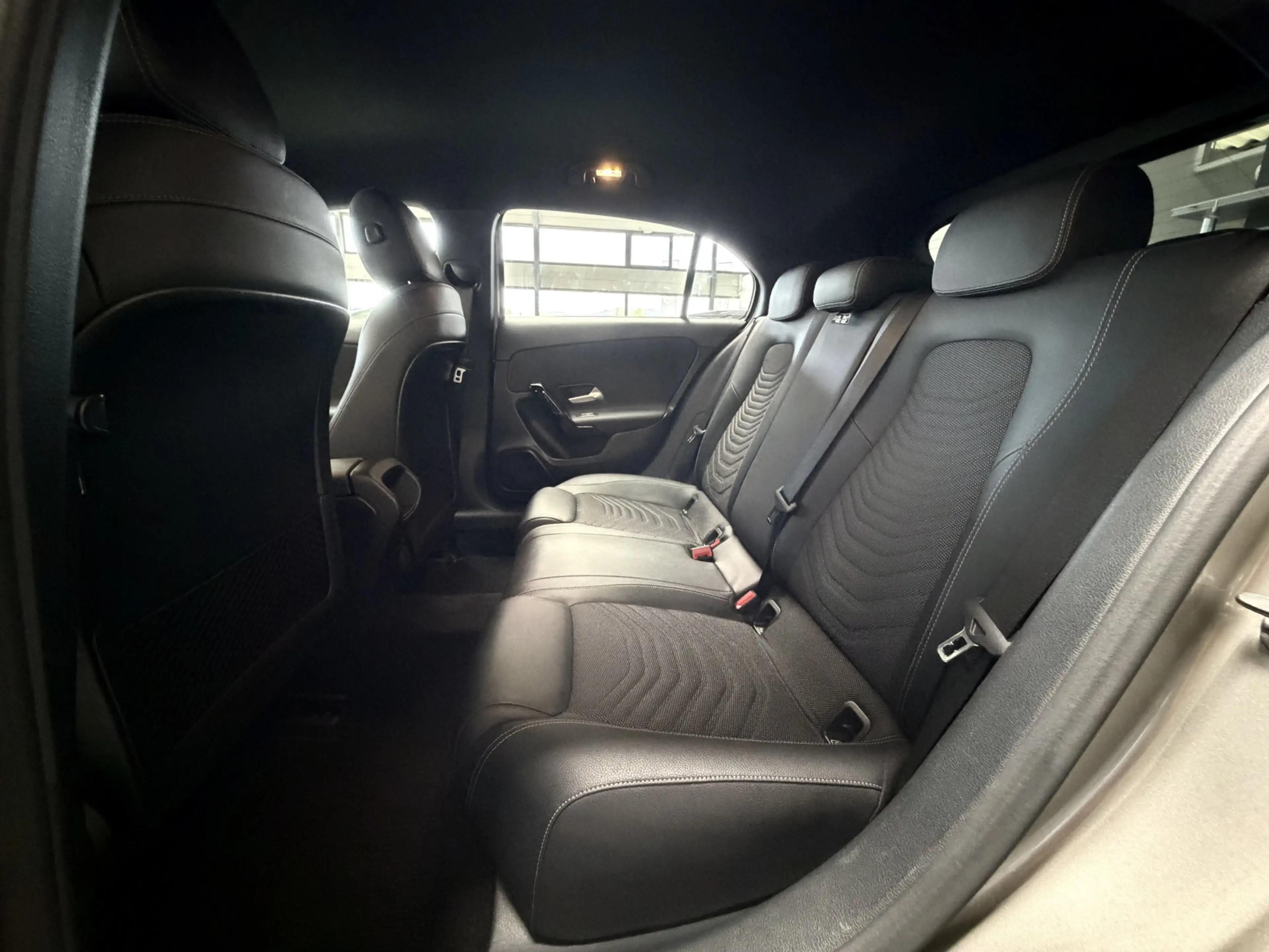 Mercedes-Benz A 180 d AHK|STHZ+SHZ|NAVI|KAMERA|NAVI|ACC+SPUR* — photo 15