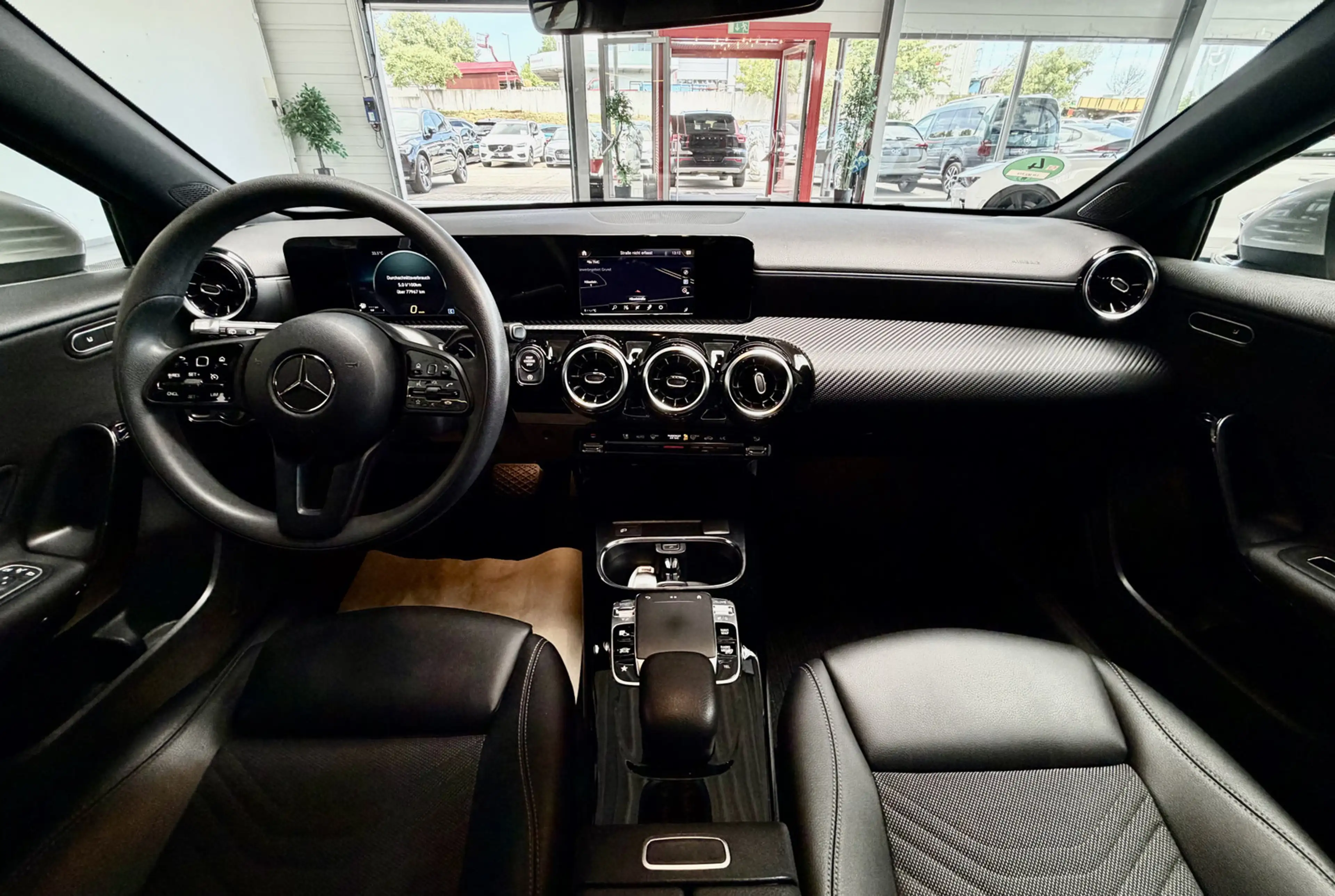 Mercedes-Benz A 180 d AHK|STHZ+SHZ|NAVI|KAMERA|NAVI|ACC+SPUR* — photo 12