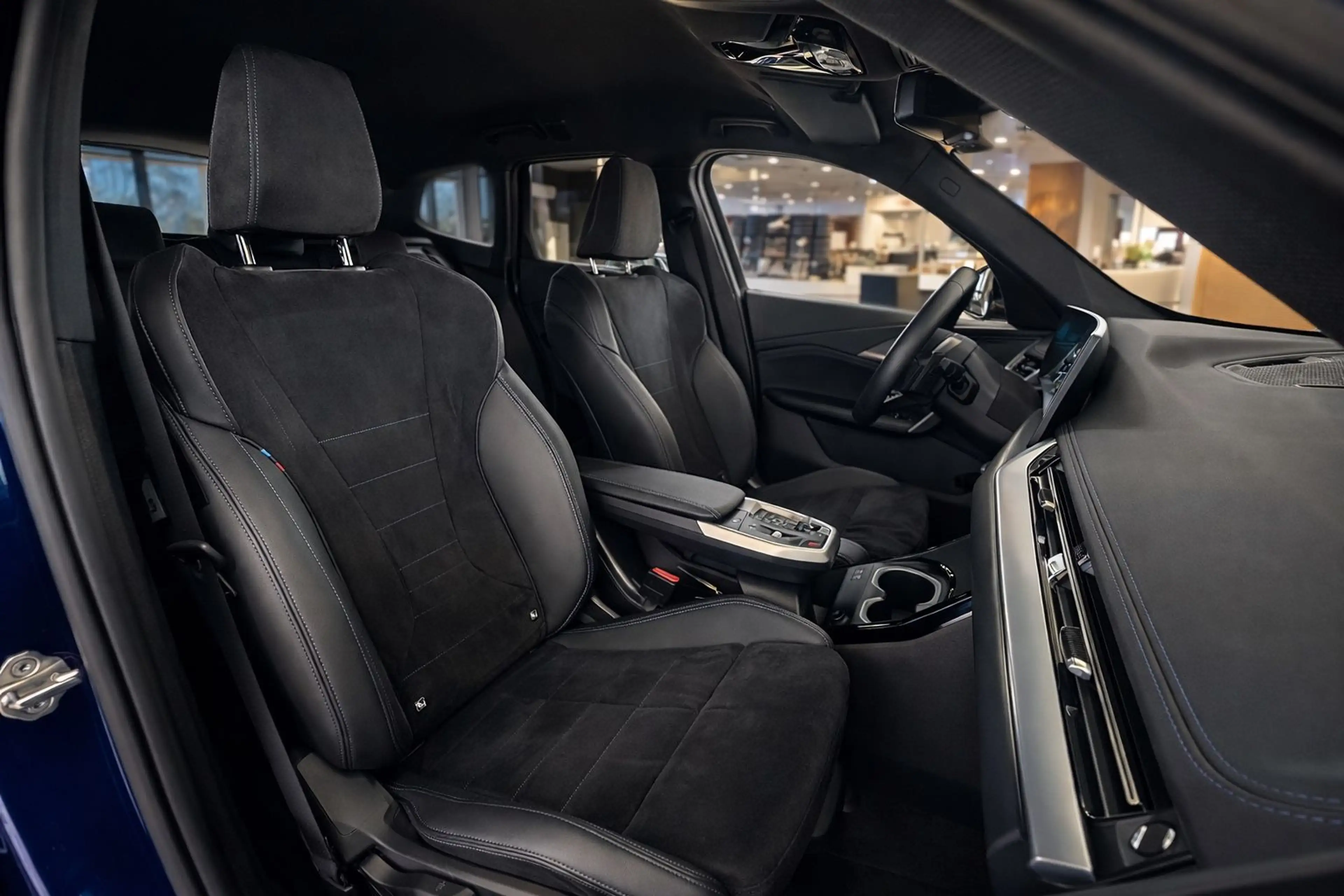 BMW X1 20 d xDrive M Sport*AHK*Sitz/Lenkrad Heizung* — photo 7