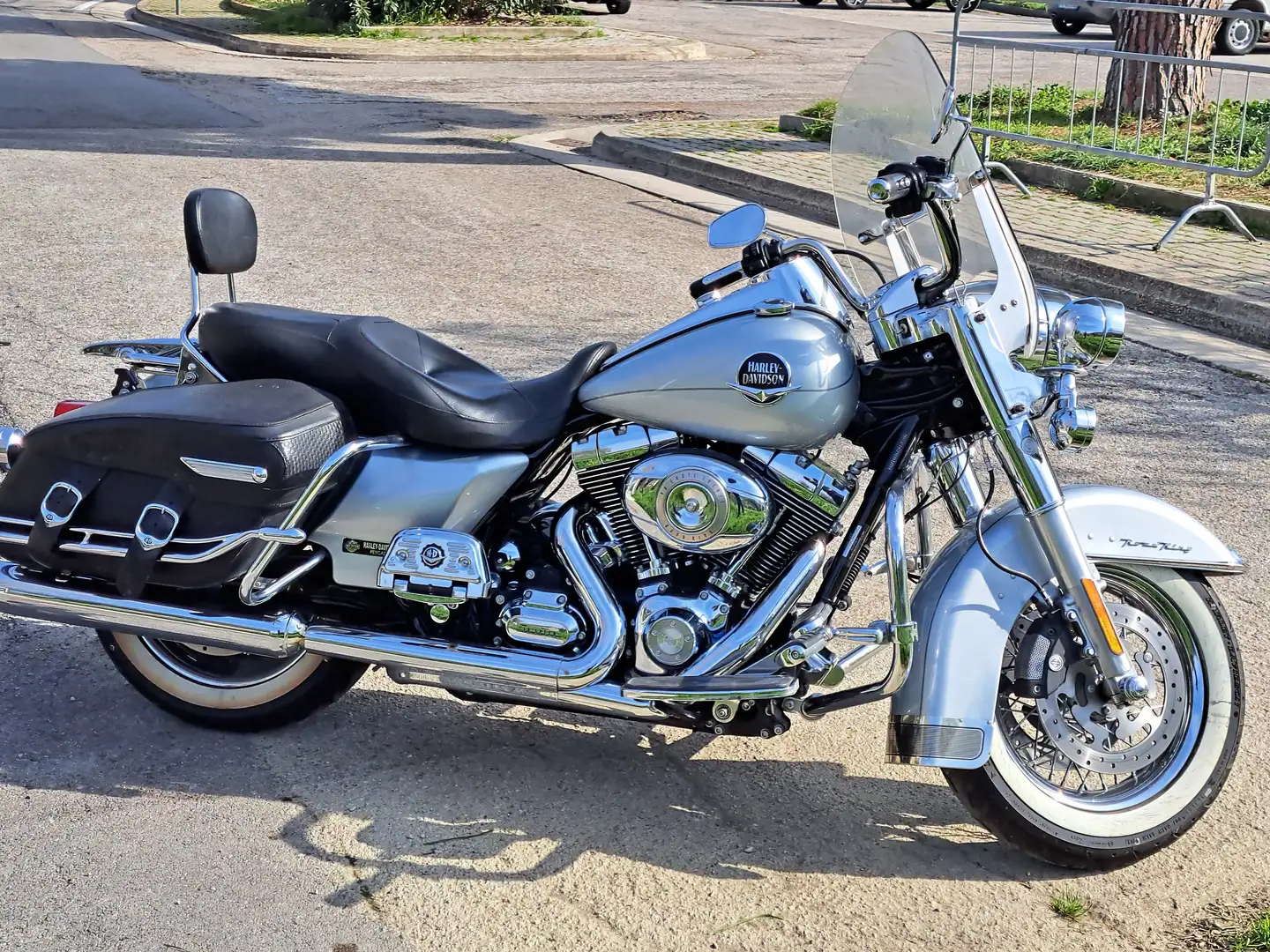 Harley-Davidson Road King 1.6 Gri - 2