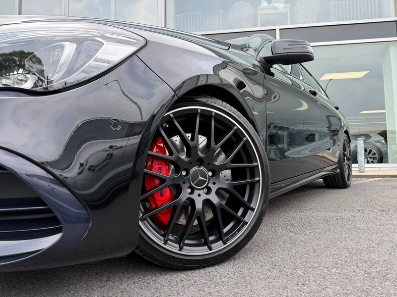 Mercedes-Benz CLA 45 AMG 45 AMG / PANO / CARPLAY / SPORTUITLAAT / KEYLESS / SFEERVERLICHTING / — photo 4