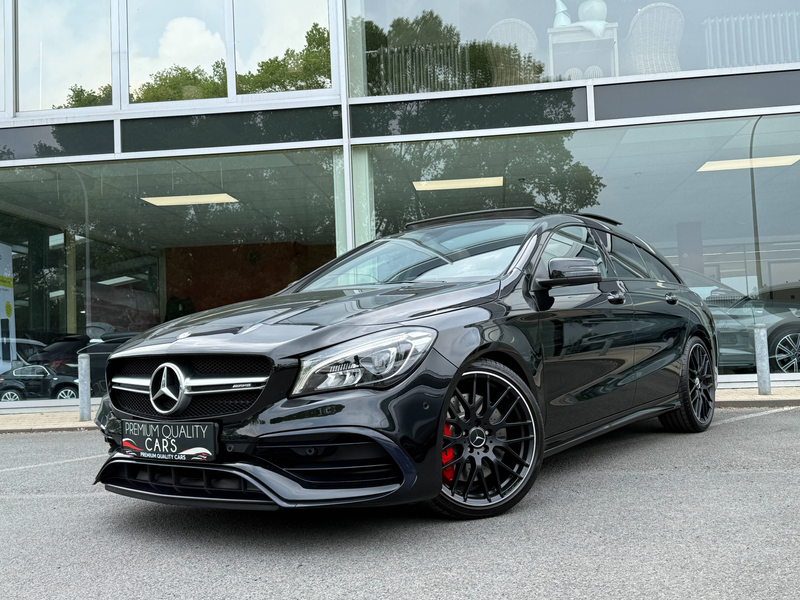 Mercedes-Benz CLA 45 AMG 45 AMG / PANO / CARPLAY / SPORTUITLAAT / KEYLESS / SFEERVERLICHTING /