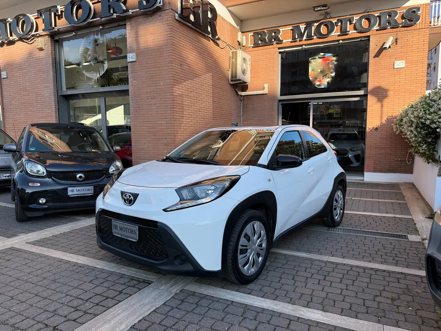 Toyota Aygo X 1.0 VVT-i Active - VENDUTA IL 18.6.2025 !! Bianco - 1