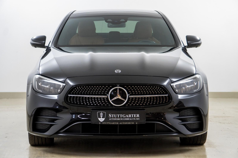 Mercedes-Benz E 400 d 4M AMG Line Pano Leder 360*Kamera Night — photo 2