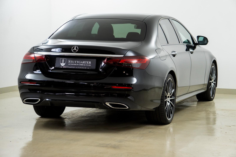 Mercedes-Benz E 400 d 4M AMG Line Pano Leder 360*Kamera Night — photo 6