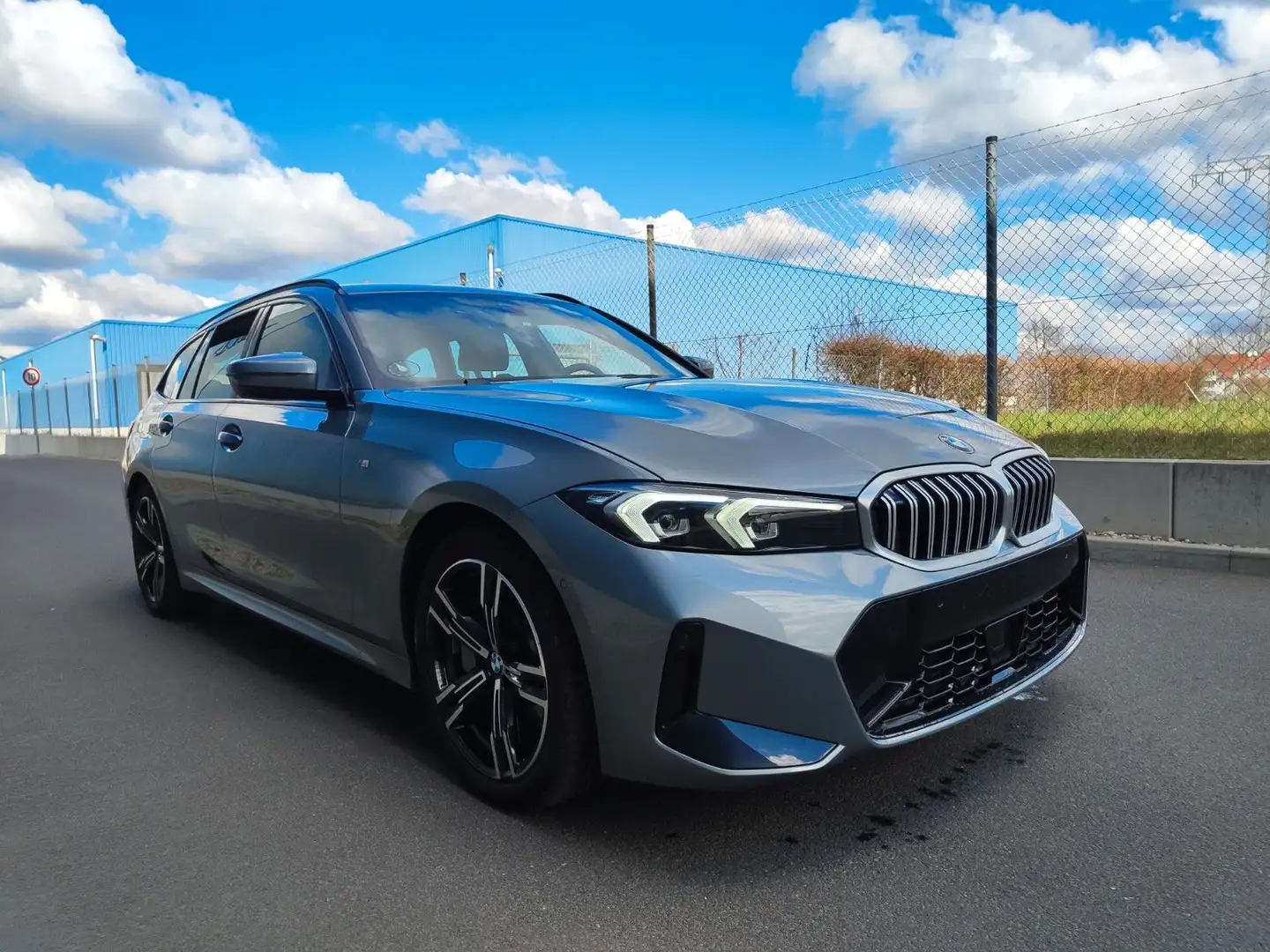 BMW 330 330i Touring xdrive MSport auto Grigio - 2