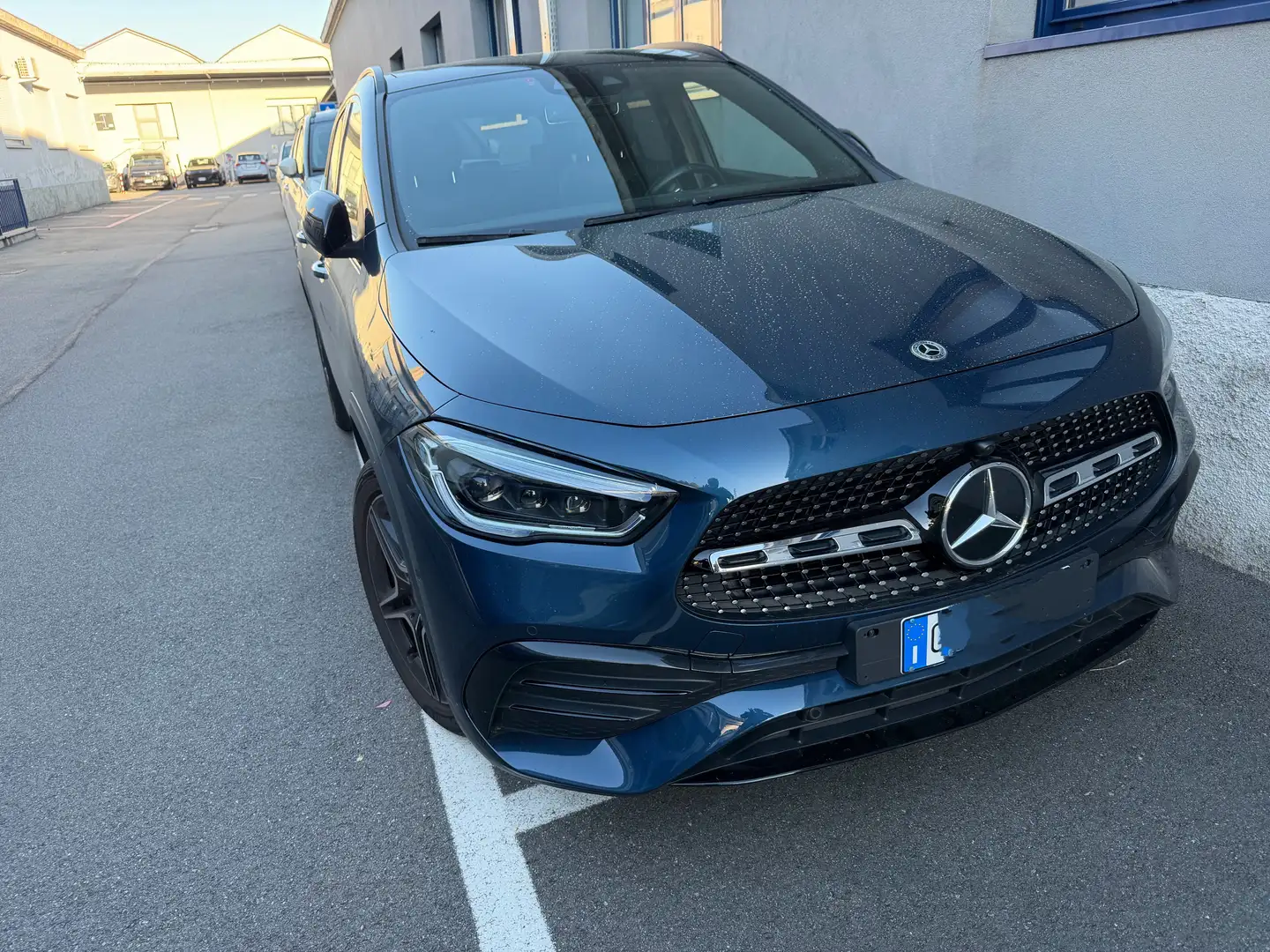 Mercedes-Benz GLA 220 220d Premium prestige AMG Line - 2