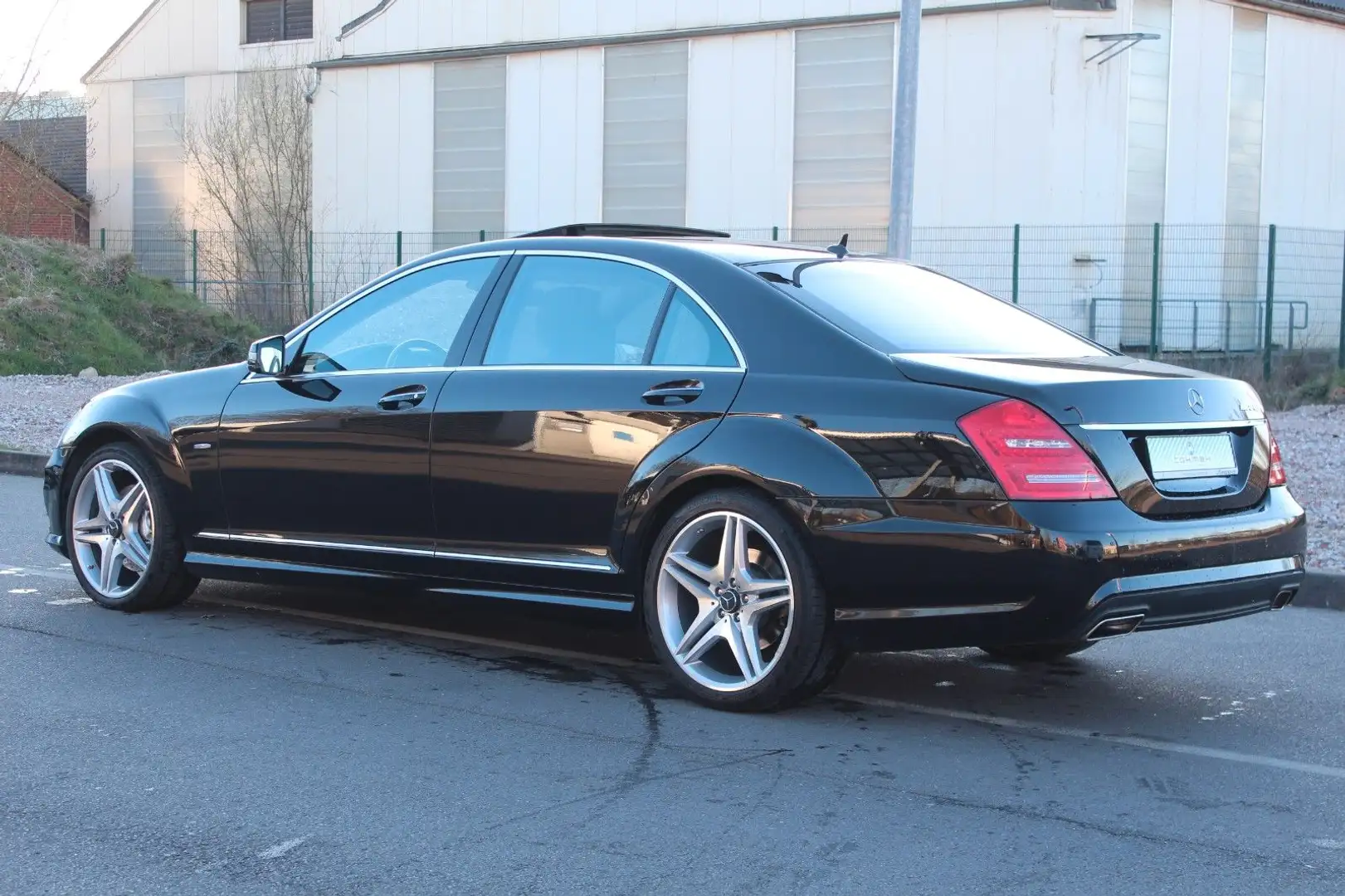 Mercedes-Benz S 350 L BT AMG Fo Entert Belüft.20" Alca St.Heiz Noir - 2