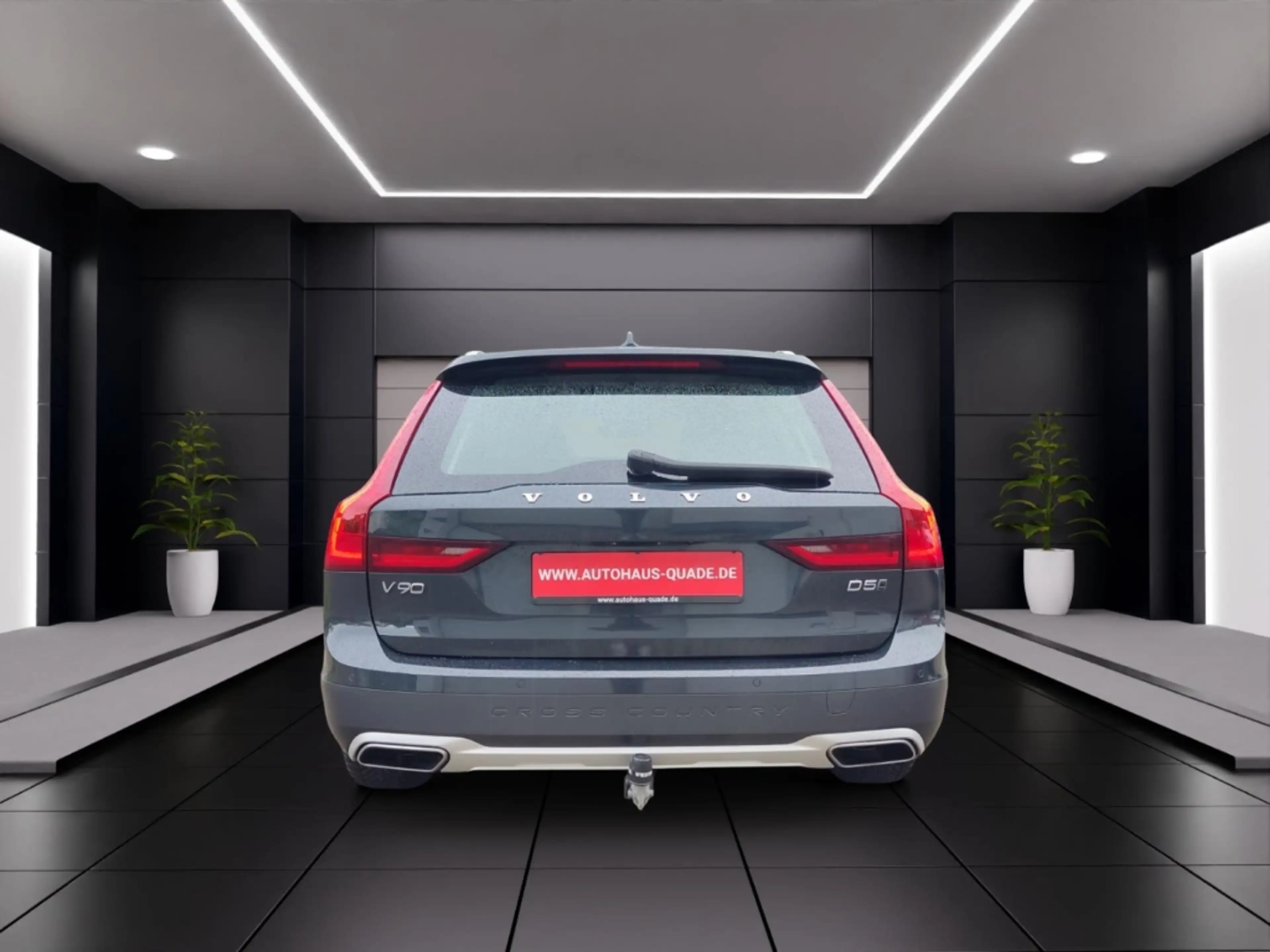 Volvo V90 Cross Country Cross Country AWD AHK schwenkbar Service-Neu AHK-a — photo 4