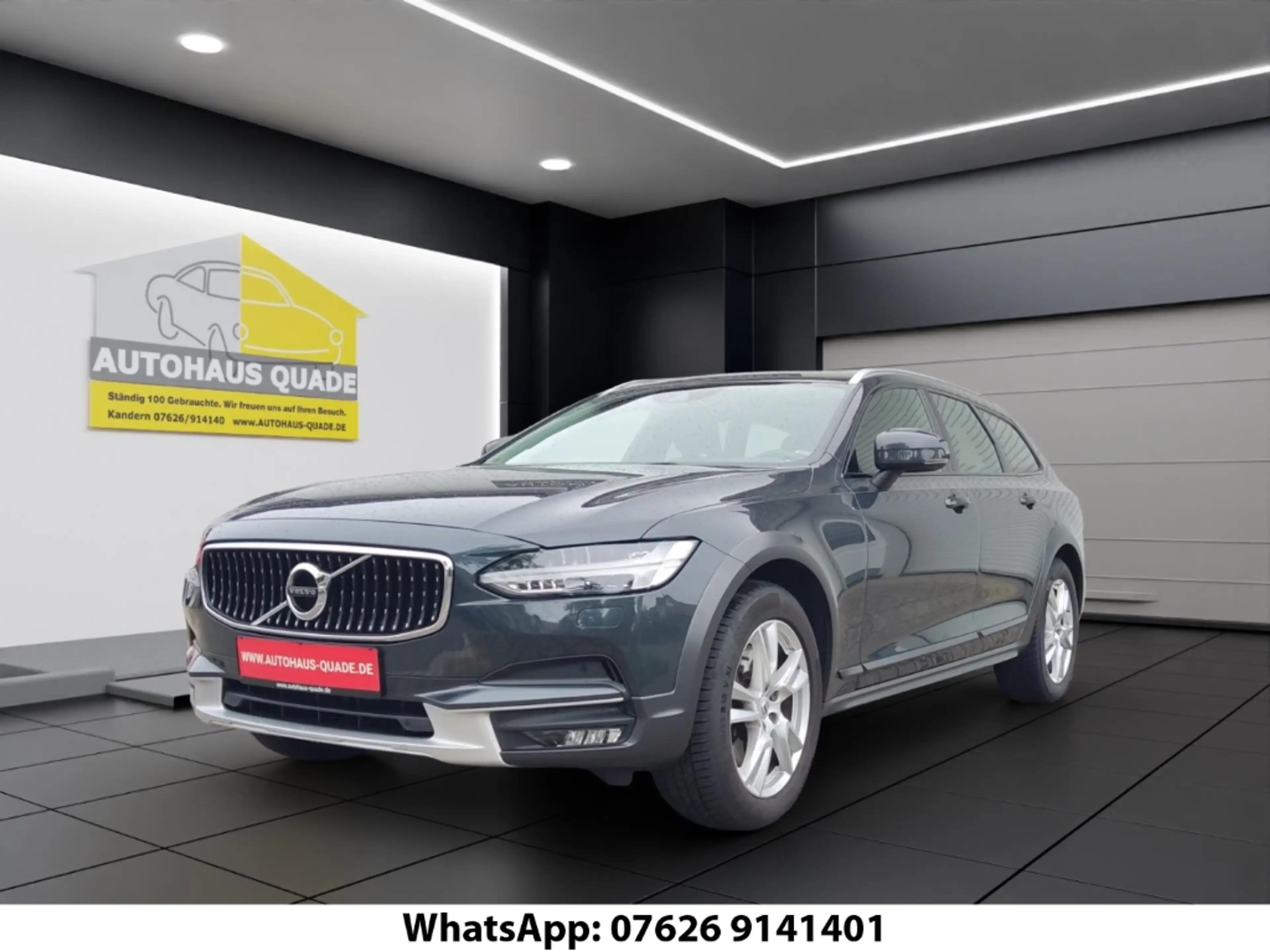 Volvo V90 Cross Country Cross Country AWD AHK schwenkbar Service-Neu AHK-a