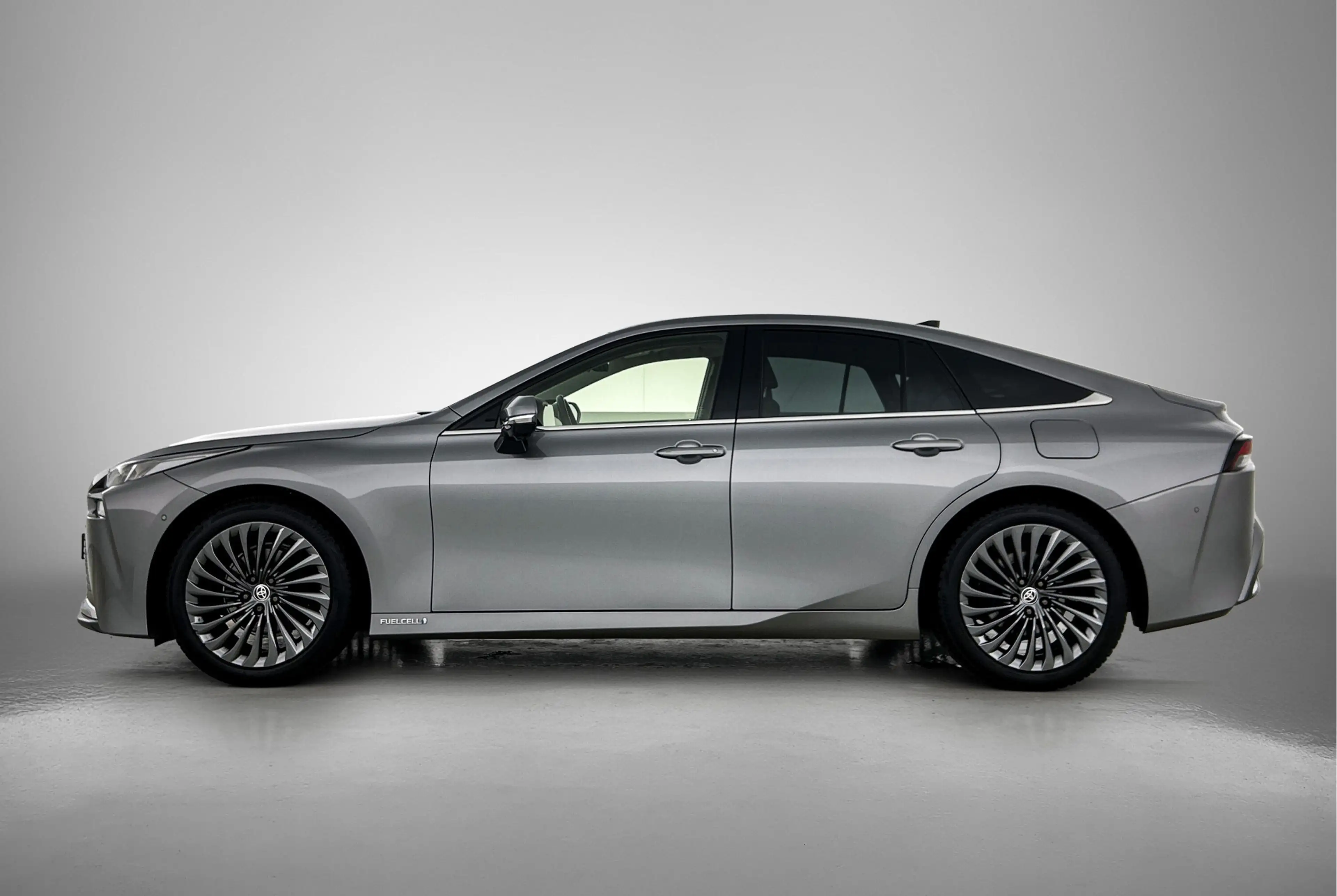 Toyota Mirai Executive | BTW Voertuig | Premium uitgevoerd | — photo 3