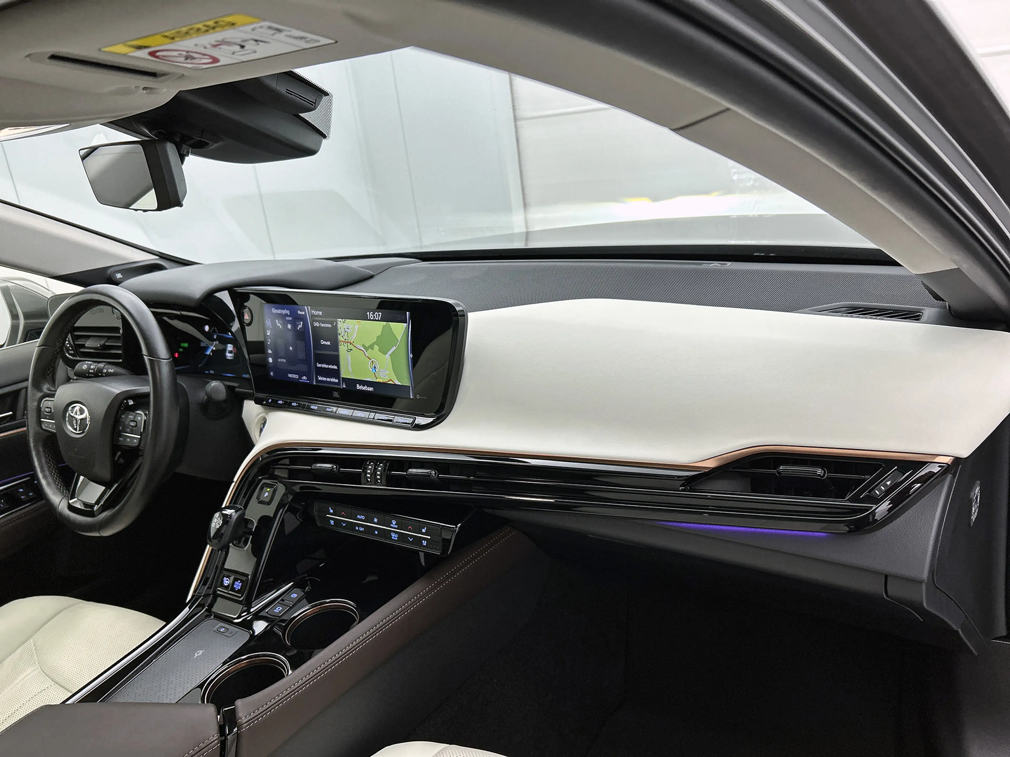Toyota Mirai Executive | BTW Voertuig | Premium uitgevoerd | — photo 7